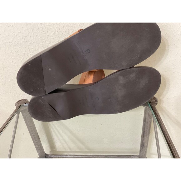 Etienne Aigner Leather Sandals women’s size 8.5 Tan Wedge Heel Slides - Picture 11 of 11
